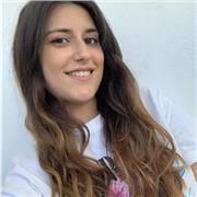 Profesora con experiencia en todas las materias de Educación Primaria; en Lengua y Literatura en Secundaria y niveles superiores, y en Español como L2